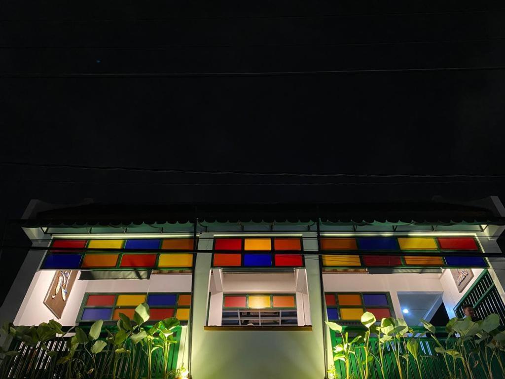 Javaku Hostel Джокякарта Екстериор снимка
